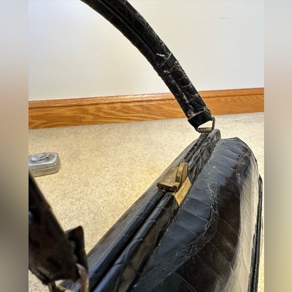 Bellestone Vintage Structured Reptile Skin Handbag - Picture 8 of 12